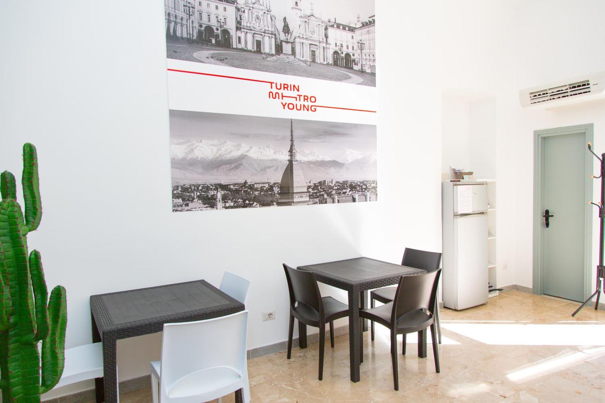 Guest House Turin Metro Young Exteriör bild