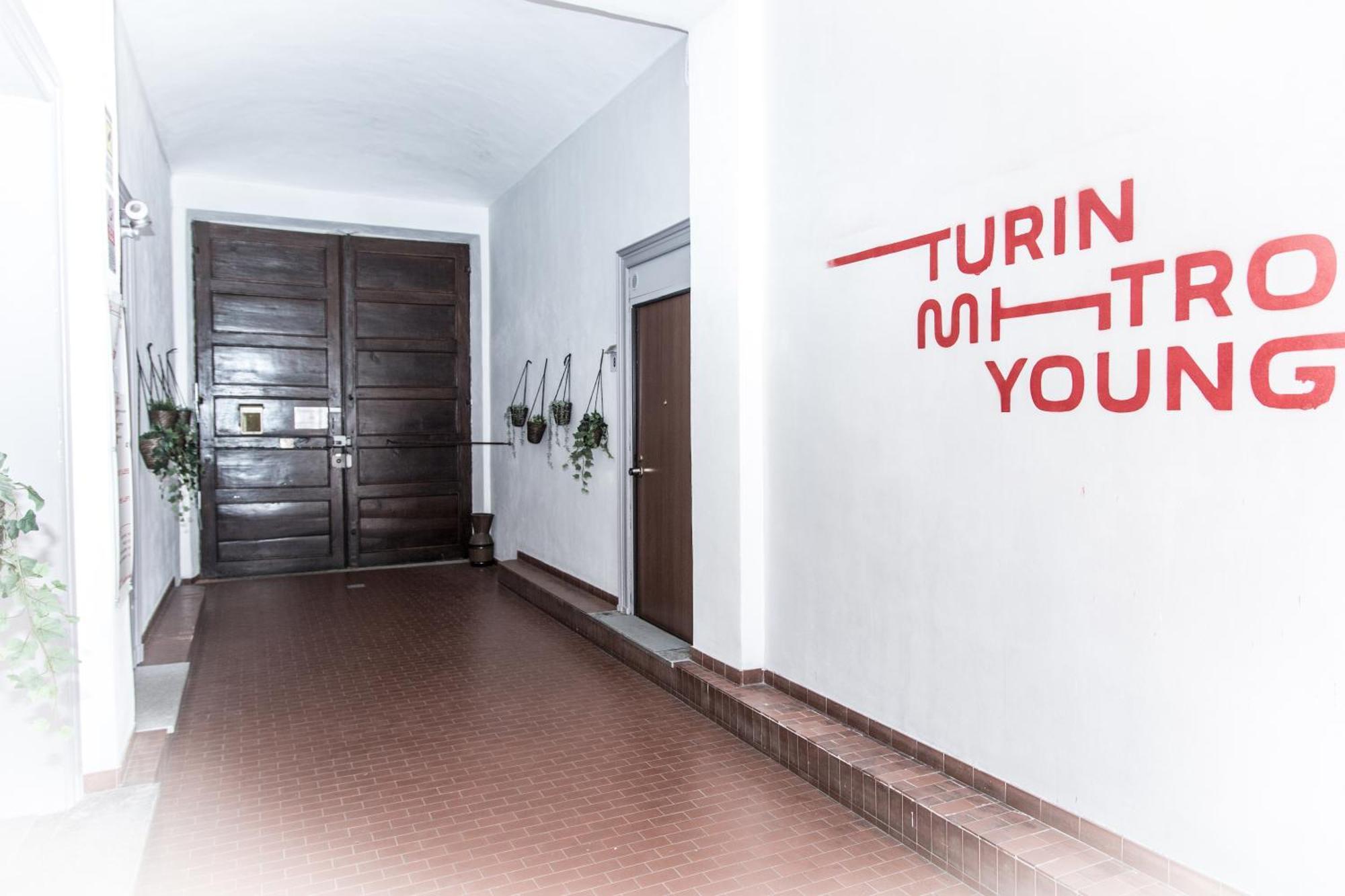 Guest House Turin Metro Young Exteriör bild